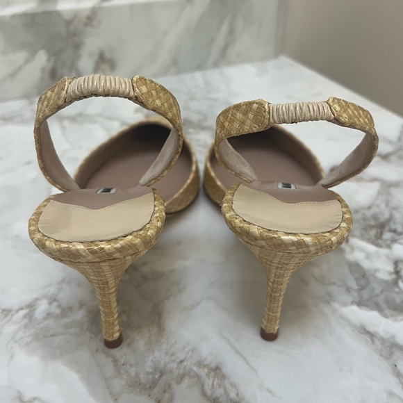 Manolo Blahnik Woven Slingback Heels Size 39 - Picture 3 of 11